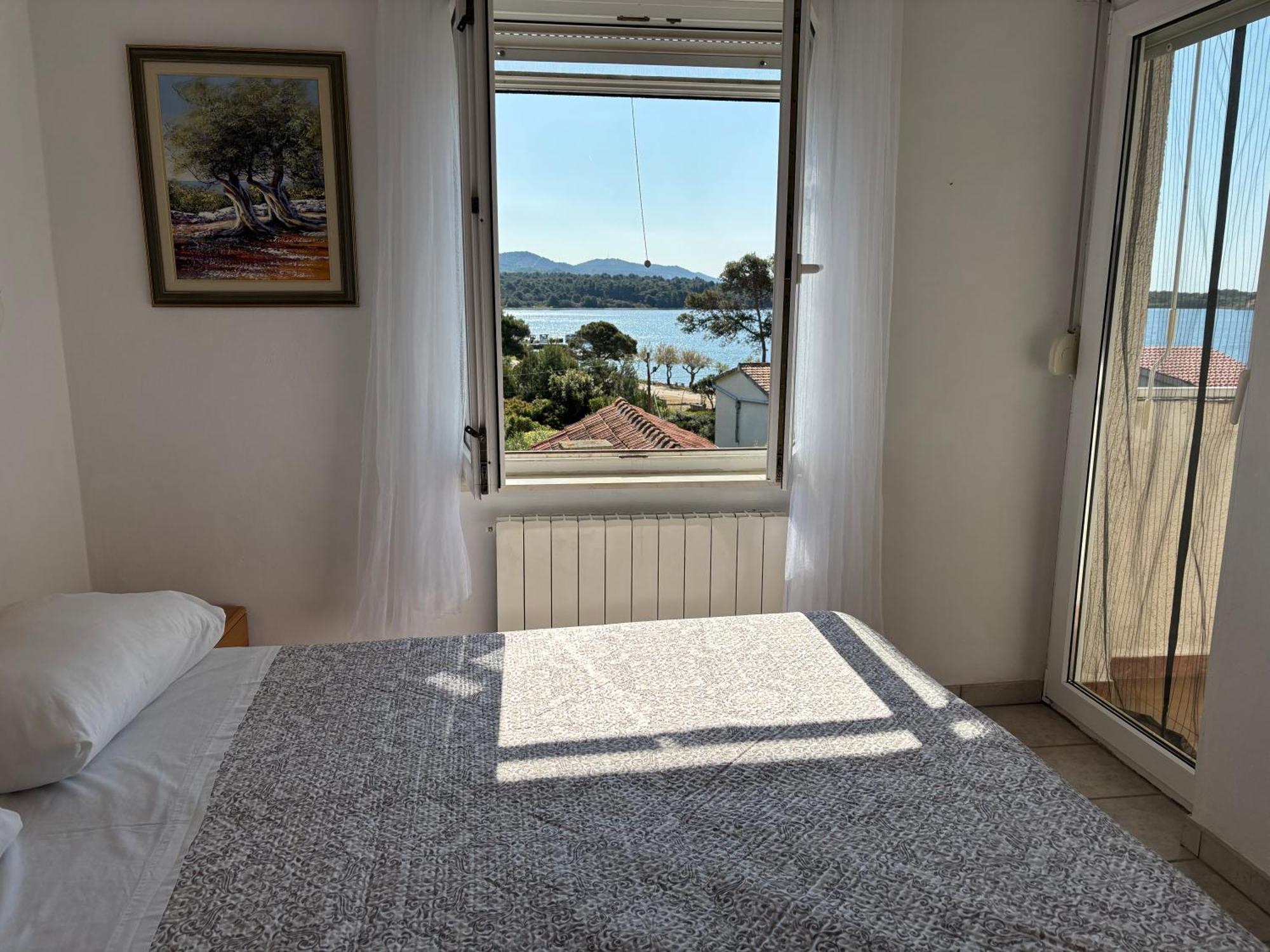 Gorgonia Apartments & Suites Verunic Room photo